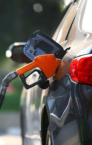 Benzin fiyatlarında indirim yolda