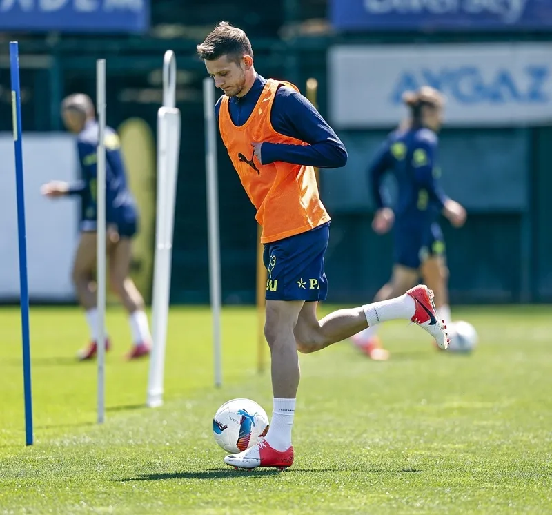 Fenerbahçe'den sansyonel transfer! Jose Mourinho onay verdi - 14