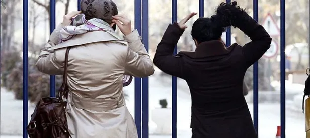 İspanya'da okulda başörtüsü yasağında geri adım