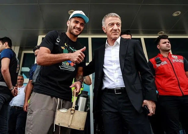 Trabzonspor Fenerbahçe'ye yılın transfer çalımını attı! Fırtına Maxi Gomez'e resmi imzayı attırdı-2