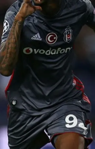 Beşiktaş'tan son dakika bombası! Eski yıldız...