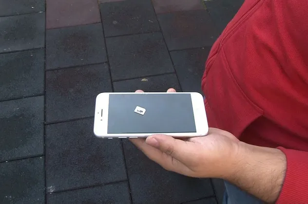 Cep telefonu hattı aldı başına gelmeyen kalmadı! Her gün onlarca kişi arıyor