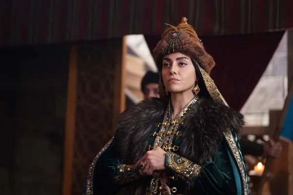 kurulus-osman-111-bolum-2-fragmani-yayinlandi-bas-veririz-can-veririz-ama-asla-teslim-olmayiz-1672691873211.jpg Kuruluş Osman 111. bölüm 2. fragmanı yayınlandı: “Baş veririz, can veririz ama asla teslim olmayız!”-3