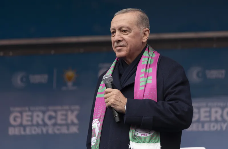 Başkan Erdoğan'dan Isparta mitinginde önemli açıklamalar: Enflasyon düştükçe etkisi işçiye emekliye yansıyacak-1