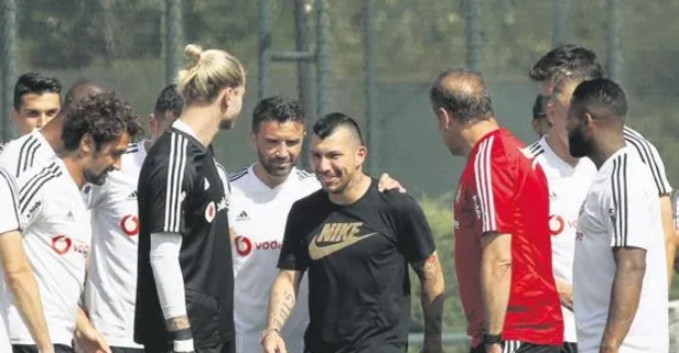 Gary Medel alkışlarla veda etti