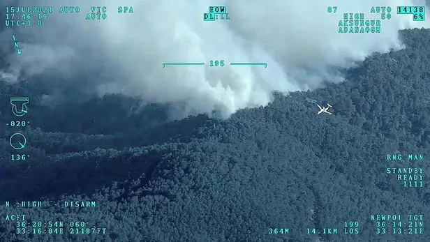 SON DAKİKA: Mersin'de orman yangını! Gündüz uçak ve helikopter akşam karadan müdahale ediliyor-5