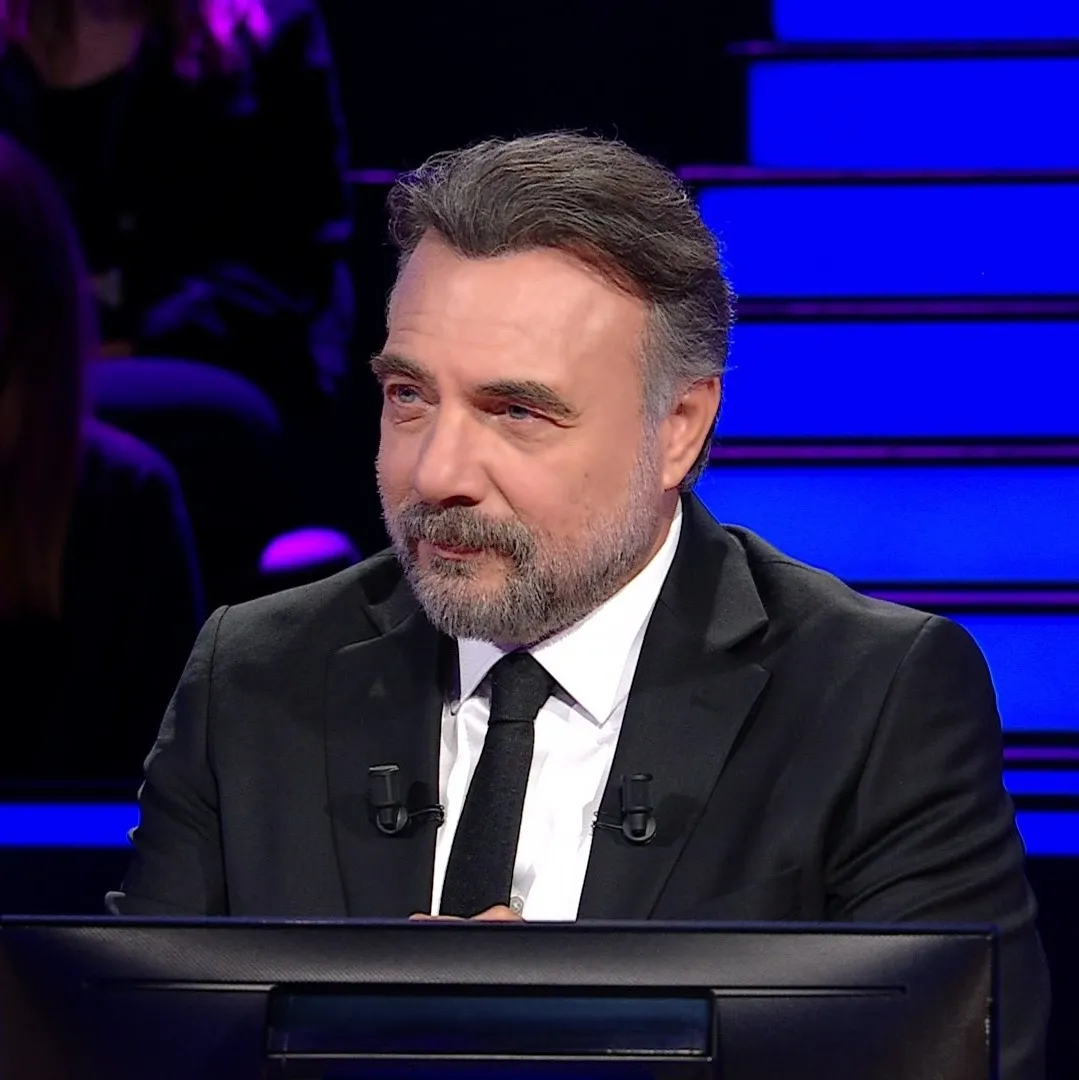 En az bir romantik ilişkisi iki yıldan daha uzun sürüp biten 328 kişiyle yapılan 2025’te yayımlanan bir araştırmaya göre eski partnerle duygusal bağın tamamen bitmesi yaklaşık kaç yıl sürer?