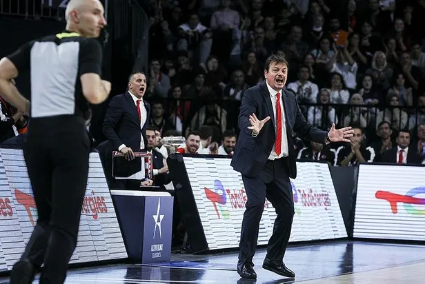 a-milli-erkek-basketbol-takimi-fiba-2023-dunya-kupasi-avrupa-elemelerinde-belcikayi-maglup-etti-1668198346519.jpeg A Milli Erkek Basketbol Takımı, FIBA 2023 Dünya Kupası Avrupa Elemeleri'nde Belçika'yı mağlup etti-8