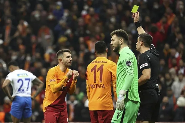 aslan-evinde-kukredi-galatasaray-4-2-rizespor-mac-sonucu-ozet-1645985799603.jpeg Aslan evinde kükredi! (Galatasaray 4-2 Rizespor MAÇ SONUCU ÖZET)-7