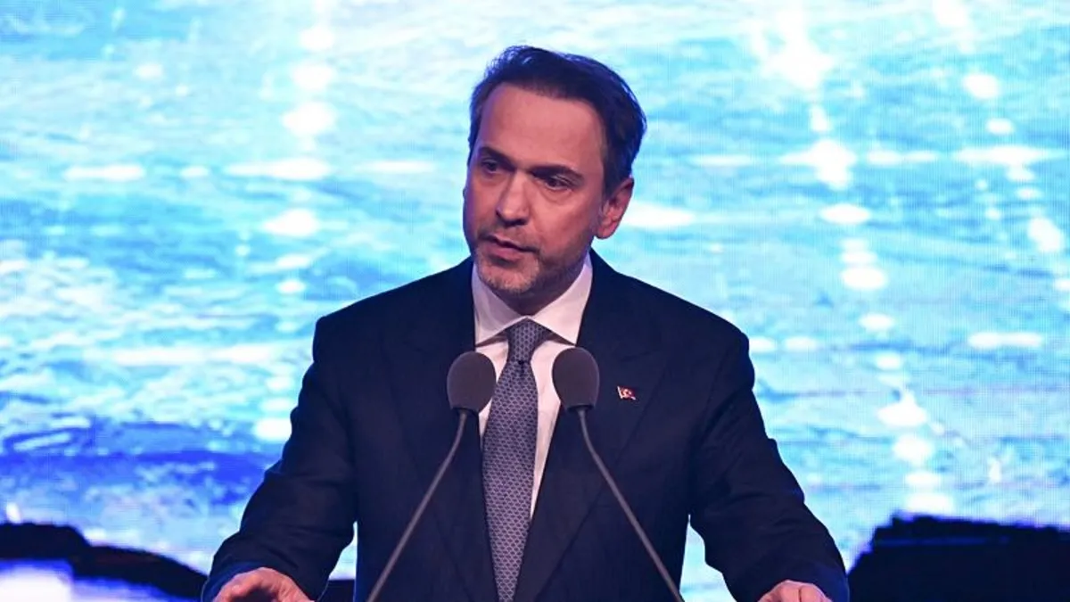 Bakan Bayraktar açıkladı: 2024'te rüzgar ve güneşte rekor kapasitenin devreye alındı