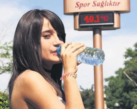 Oyun oynarken kaybolan Ecrin'in cansız bedeni 32 saat sonra derede bulundu (Yaşam haberleri)-9