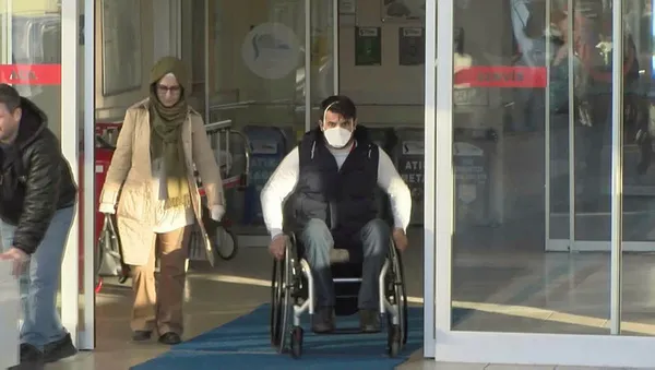 cinli-turistin-sevk-edildigi-hastanede-yogun-tedbir-koronavirusu-istanbulda-goruldu-mu-1579854667463.jpg Çinli turistin sevk edildiği hastanede yoğun tedbir! Koronavirüsü İstanbul'da görüldü mü?-2