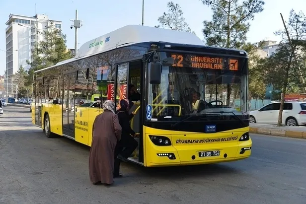 arefe-gunu-toplu-tasima-ucretsiz-mi-27282930-haziran-2023-kurban-bayraminda-otobus-metro-metrobus-ve-marmaray-1687806040154.jpeg Bayramda toplu taşıma ücretsiz mi? 28,29,30 Haziran 2023 Kurban Bayramı'nda otobüs, metro, metrobüs ve marmaray bedava mı olacak?-4