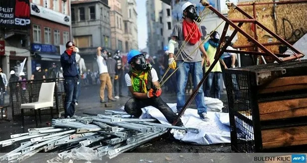 gezi-parki-olaylarinda-neler-yasandi-iste-adim-adim-vandalizm-1650922552987.jpeg