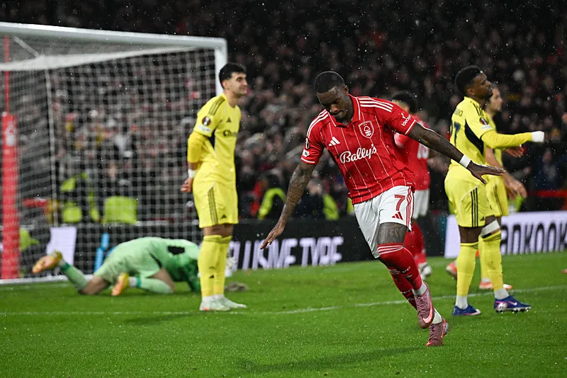 Spor yazarları Nottingham-Fenerbahçe maçını değerlendirdi - 8