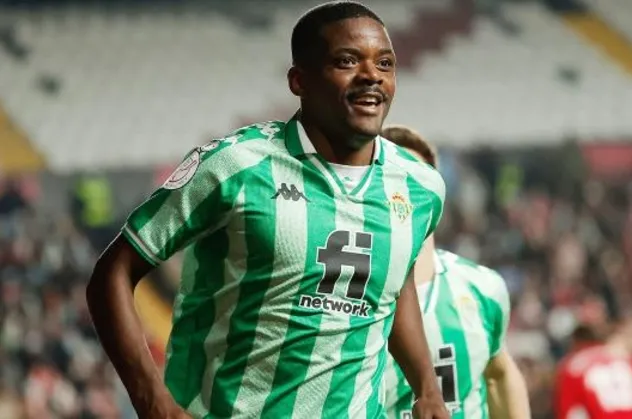 Fenerbahçe ve Galatasaray arasındaki Carvalho rekabeti kızışıyor