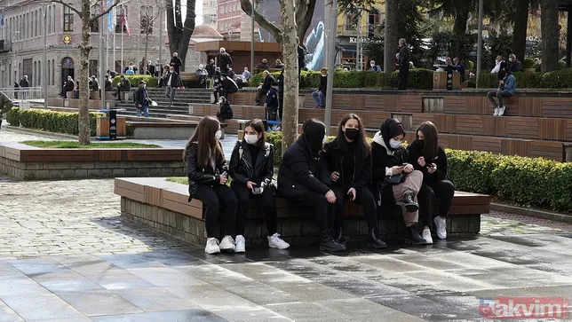 Koronavirüs vaka haritasında sıralama değişti! 11 ilde kırmızı alarm! Yeni yasaklar geliyor!