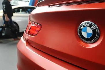 2015 model BMW marka araç icradan satışta