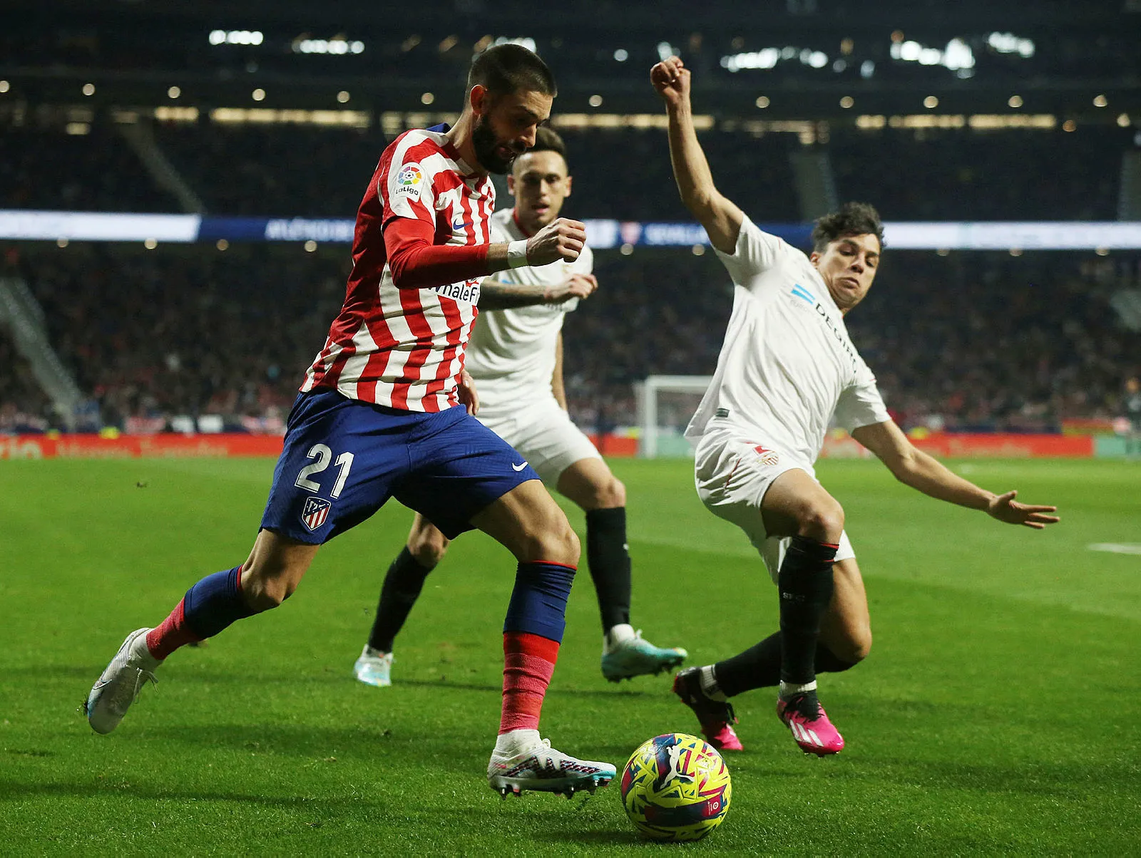 Fenerbahçe haberleri | Jorge Jesus'tan sürpriz karar! O isim Sevilla maçında 11'de - 20