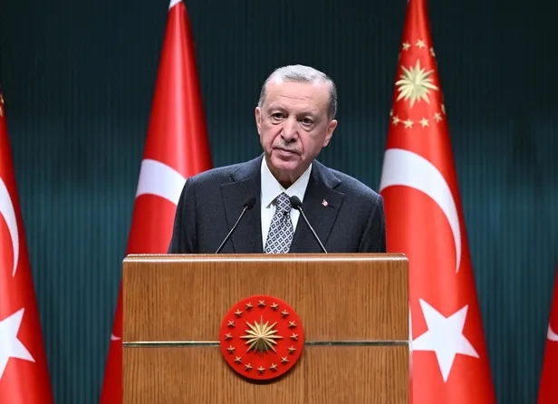 kabine-toplantisi-sona-erdi-baskan-erdogandan-onemli-aciklamalar-canli-yayin-1678122644129.jpeg Başkan Erdoğan deprem bölgesi için yeni destekleri açıkladı! "Bize durmak durmak dinlenmek haram..." Seçime kadar tek gündem deprem...-3