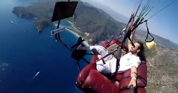 Oludeniz De Koltukla Uctu Televizyon Izledi Takvim