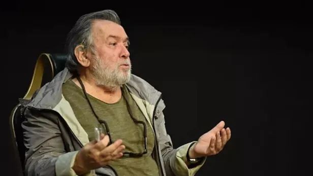 erden-kiral-kimdir-nereli-yasi-kac-erden-kiral-neden-oldu-hastaligi-neydi-1658075820549.jpg Erden Kıral kimdir, nereli, yaşı kaç? Erden Kıral neden öldü, hastalığı neydi?-4