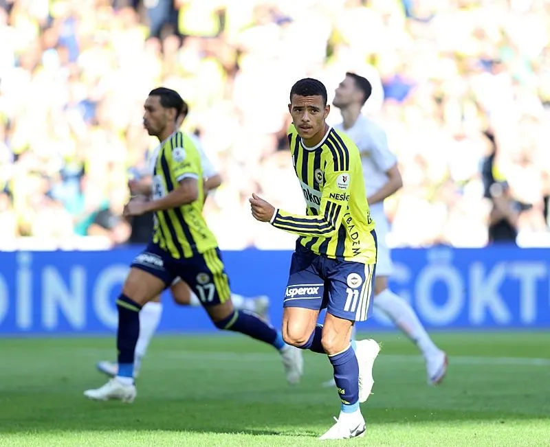 fenerbahcede-greenwood-sevinci-en-etkili-isim-1790144142992.jpeg Süper Lig'e Greenwood damgası: İşte o rakamlar! Milli takım sesleri-3