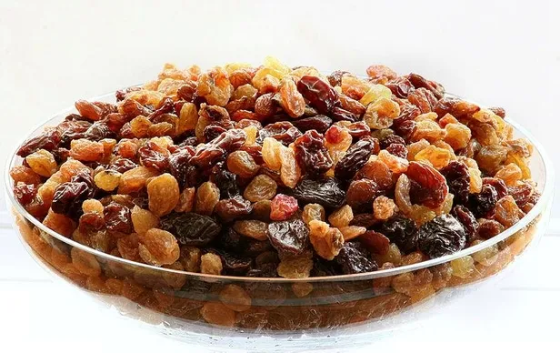 Kuru üzüm cilt sarkmalarını önlüyor! İşte kuru üzümün faydaları-2