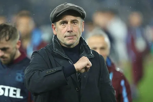 trabzonspor-teknik-direktoru-abdullah-avci-sampiyonluk-mesalesini-yakti-bu-ciktigimiz-harika-bir-yol-1645823477863.jpeg Trabzonspor Teknik Direktörü Abdullah Avcı şampiyonluk meşalesini yaktı: Bu çıktığımız harika bir yol-2