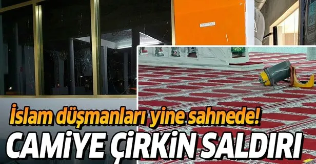 İslam düşmanları Avustralya’da Auburn Gelibolu Camisi’ne saldırdı