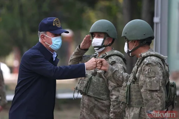 SON DAKİKA: Milli Savunma Bakanı Akar komutanlarla Edirne'de! Yunanistan'a sert mesaj - 4