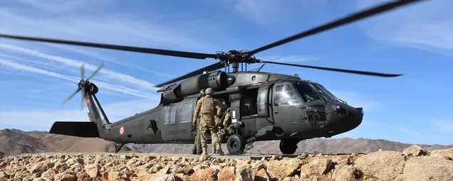 157 timle girildi! Kıran-6 operasyonundan nefes kesen görüntüler!