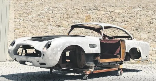 İngiltere'de ilginç müzayede: Aston Martini DB5 demonte olarak satışa sunulacak!
