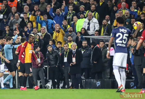 Fenerbahçe - Galatasaray derbisinde dikkat çeken kareler! O hareket damga vurdu... - 42