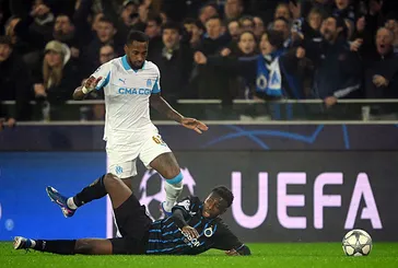 Beşiktaş’ta sağ bek transferi de bitiyor! Yıldız oyuncuyla anlaşma sağlandı