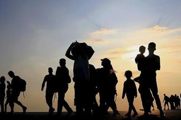 Balıkesir'de 76 düzensiz göçmen yakalandı