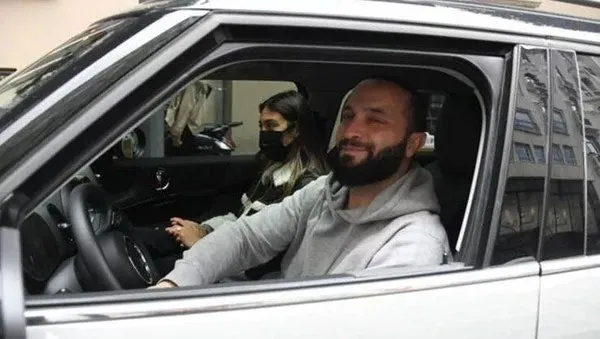 'Aylık gelirim bin lira' diyen şarkıcı Berkay 'lüks harcamalar' iddiasına bakın ne dedi! Lüks araçlar, milyonluk hediyeler ve tatiller...-5