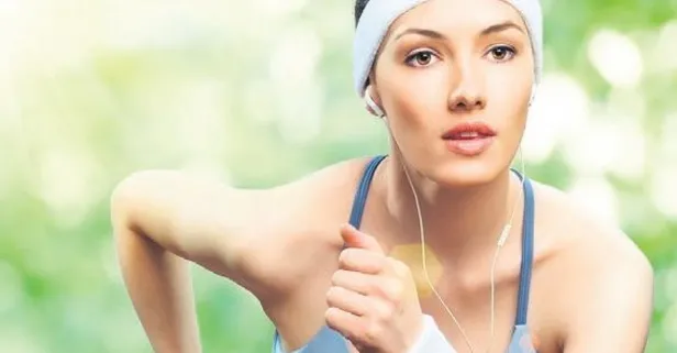 Uzun ömür için sağlıklı beslenmek şart: Bir günde mutlaka almamız gereken vitaminler... (Sağlık haberleri)