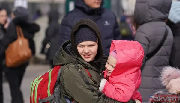 Rusya Ukrayna savaşı kıtlık yarattı! Ukrayna'da mağazalar kapalı raflar boş benzin yok - 4