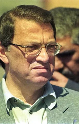 Son dakika: Eski Başbakan Mesut Yılmaz beyin ameliyatı oldu! Yakınları sağlık durumunu açıkladı