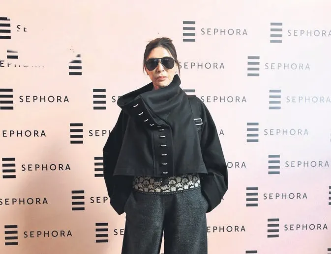 Usta oyuncu Nebahat Çehre lansmanda boy gösterdi