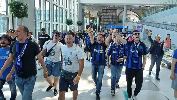 istanbul-havalimaninda-uefa-sampiyonlar-ligi-etkisi-1594-inis-kalkis-ile-tum-zamanlarin-hava-trafik-rekoru-1686435205340.jpeg İstanbul Havalimanı'nda 'UEFA Şampiyonlar Ligi' etkisi: 1594 iniş-kalkış ile tüm zamanların hava trafik rekoru-2