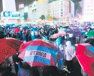 Binlerce kişi Messi için sokağa döküldü