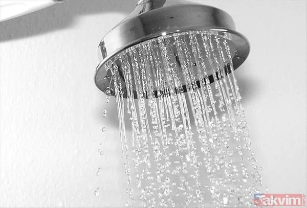 📊 Araştırmalar Çarpıcı: Ayda Bir Duş Alanlar Bile Var İngiltere'de Yapılan Bazı Araştırmalar, Kişisel Hijyen Konusunda İhmalin Boyutlarını Ortaya Koydu. 🔹...