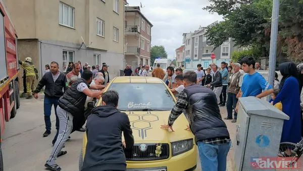 Bursa'da binanın çatı katı alev alev yandı - 6