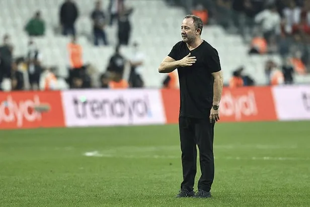 sergen-yalcindan-alex-teixeira-aciklamasi-borussia-dortmund-macinda-oynayacagini-zannetmiyorum-1631392599012.jpeg Sergen Yalçın'dan Alex Teixeira açıklaması: Borussia Dortmund maçında oynayacağını zannetmiyorum-2