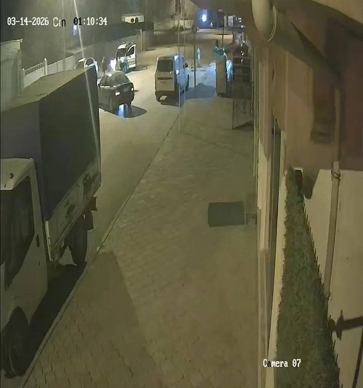 1773569278225.jpeg Iğdır'da DEM'li başkanın alkolik oğlu! Polisten kaçarken belediye işçisine çarptı-3