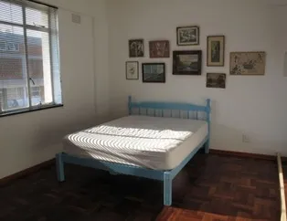 Odasını bakın ne hale getirdi