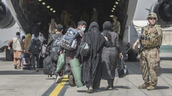 abdnin-afganistandan-tahliye-planinin-olmadigi-ortaya-cikti-1643781205075.jpg