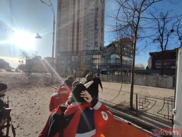 SON DAKİKA Rusya-Ukrayna savaşında dehşet anları! Şehir merkezine böyle füze atıldı! Binalar delik deşik! Rus askerleri esir alındı - 31